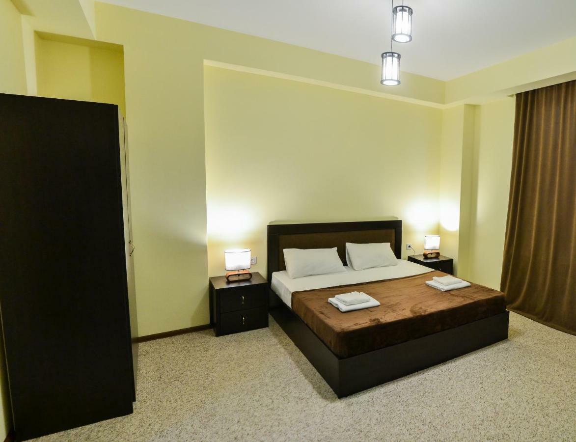 Hotel Garden Tbilisi Ngoại thất bức ảnh