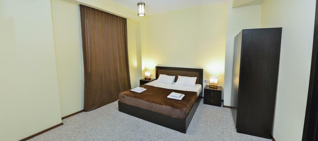 Hotel Garden Tbilisi Ngoại thất bức ảnh